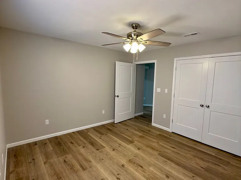 1805 Saint Michaels Ct — Photo 20