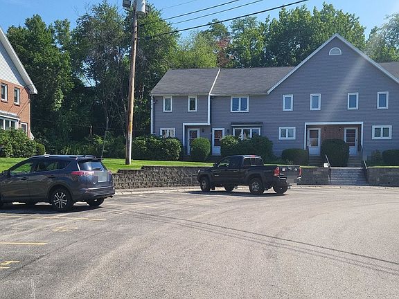 5th image of 42 Willow Creek Dr