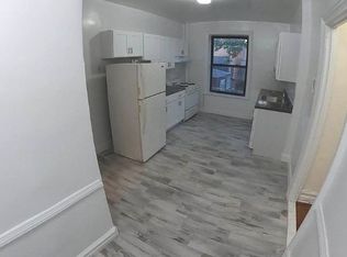 42-35 159th St #2C, Flushing, NY 11358