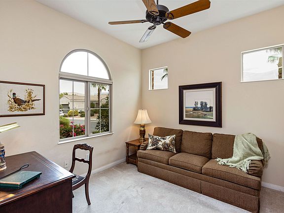 5th image of 81145 Avenida Pamplona