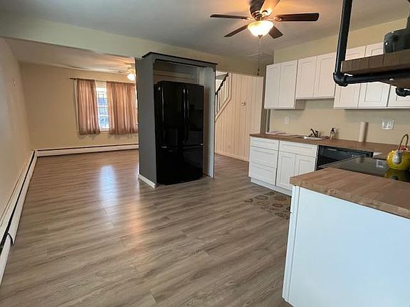 5th image of 303 Chestnut Dr