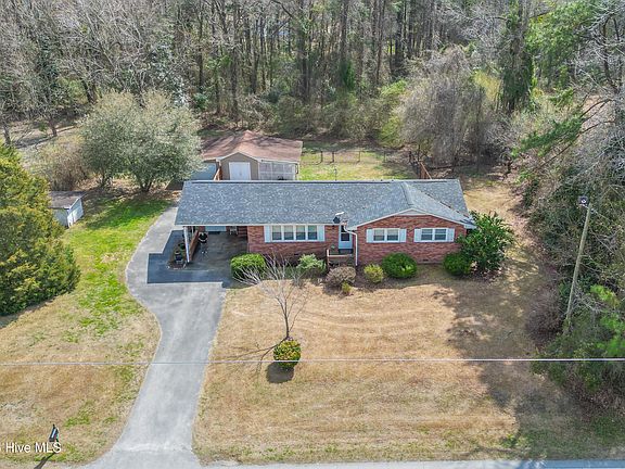 2nd image of 2301 Dawson Cabin Road