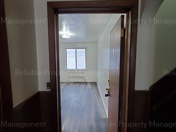 2nd image of 141 Poplar St APT 2