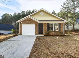 7137 Ravenwood Ln, Lithonia, GA 30038