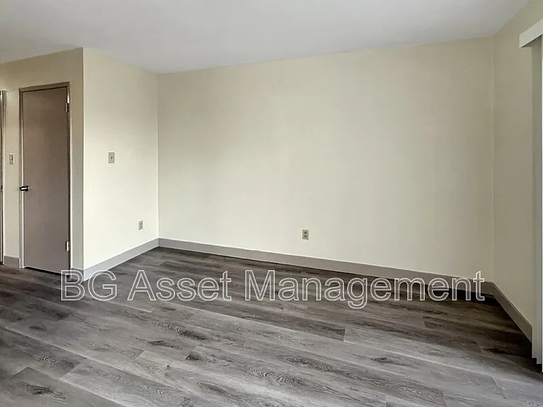 50 Frey Pl #5 — Photo 10