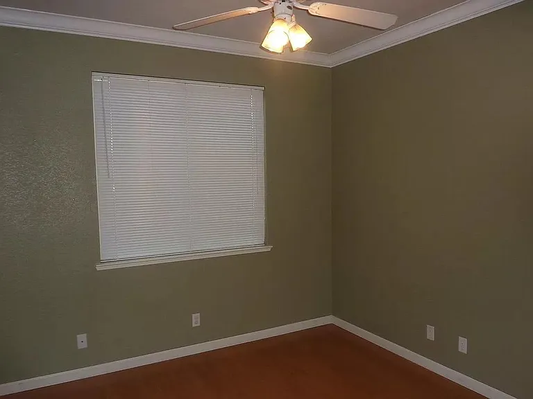 5460 Parkford Cir — Photo 8