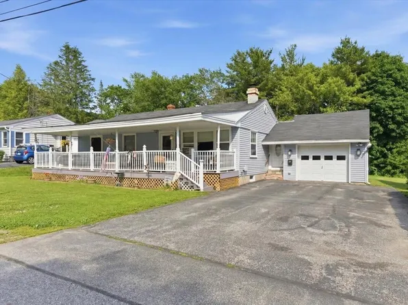 15 Tarr Avenue, Lewiston, ME 04240