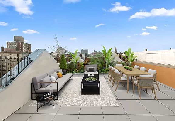4th image of 159 W 118th St Penthouse A