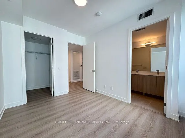100 Queen St E #2111 — Photo 7