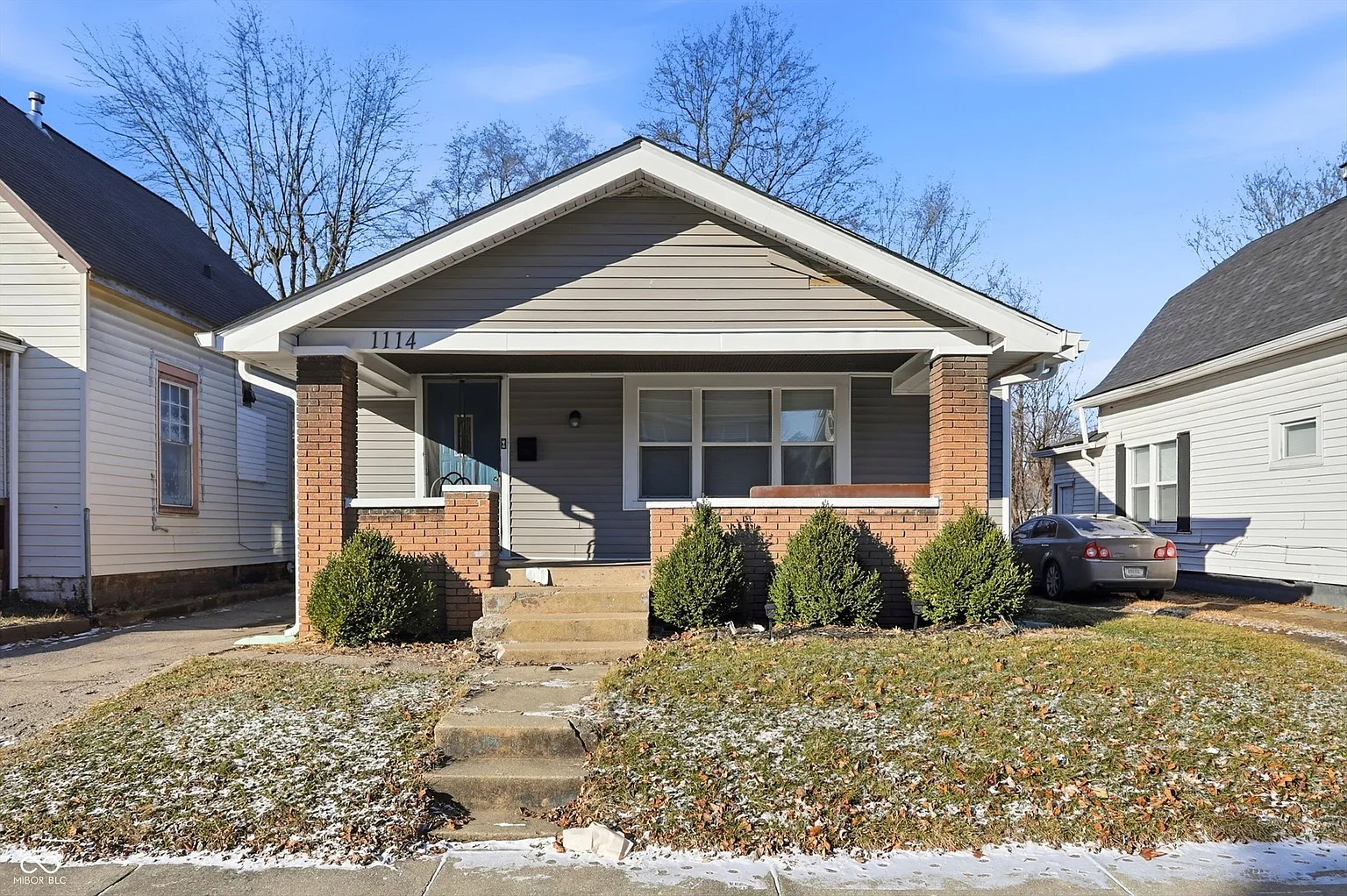 1114 King Ave photo 1