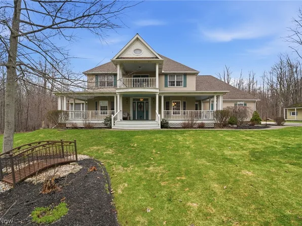 9525 Tanager Dr, Chardon, OH 44024