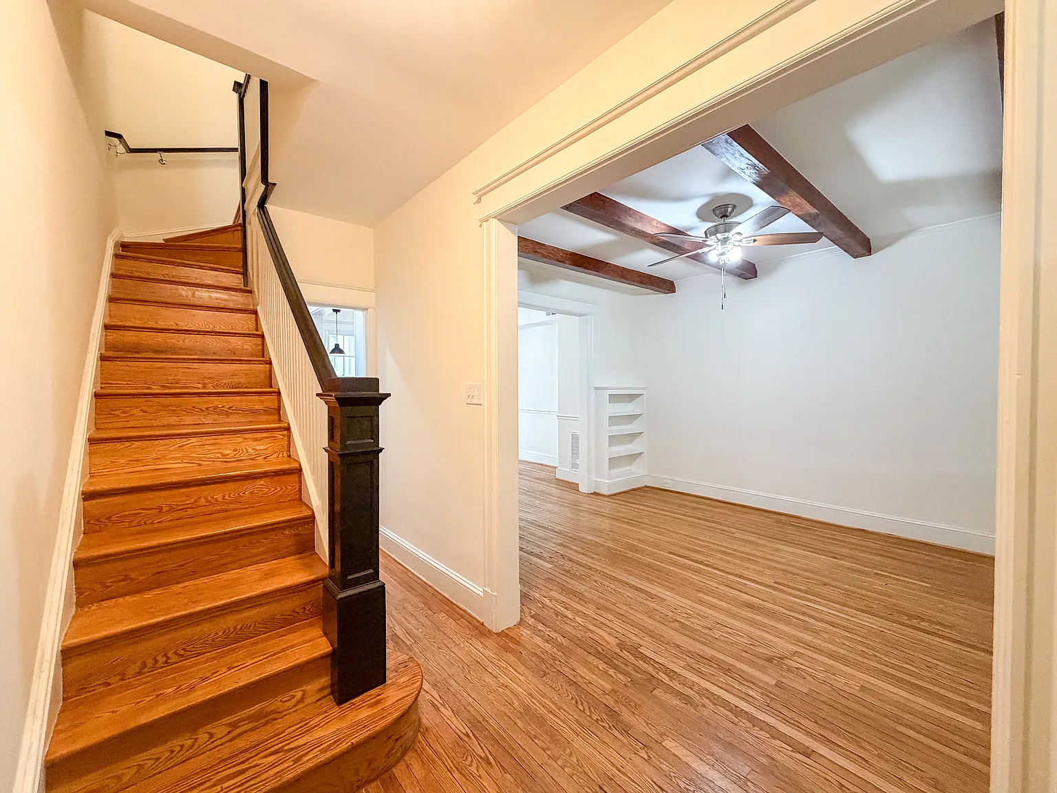 4 bed, 1747 sqft, $3,995 — Photo 3