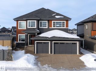 3904 Ginsburg Cres NW, Edmonton, AB