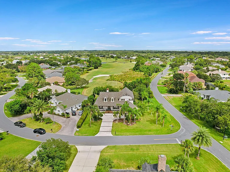 500 Turnberry Ln — Photo 44