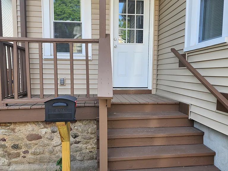 1815 N Goodman St — Photo 2