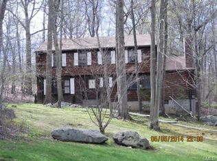 11 Post Gate Rd, Trumbull, CT 06611