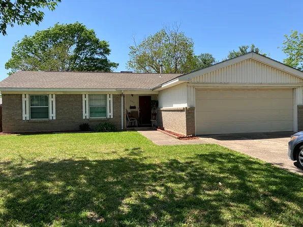 13515 Charcoal Ln, Farmers Branch, TX 75234