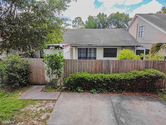 2nd image of 10307 Rosemount Dr