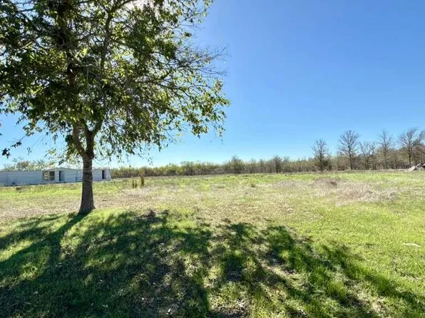 20744 Camino Real St, Dale, TX 78616