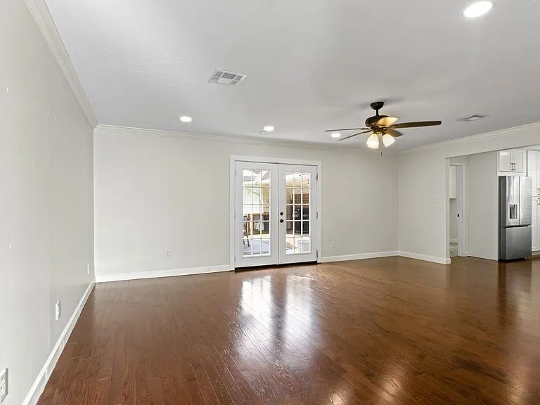 5219 Cheena Dr — Photo 7