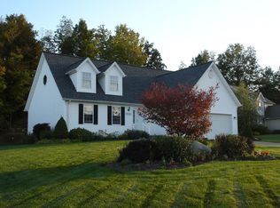 36600 Garretts Cove Dr, Eastlake, OH 44095