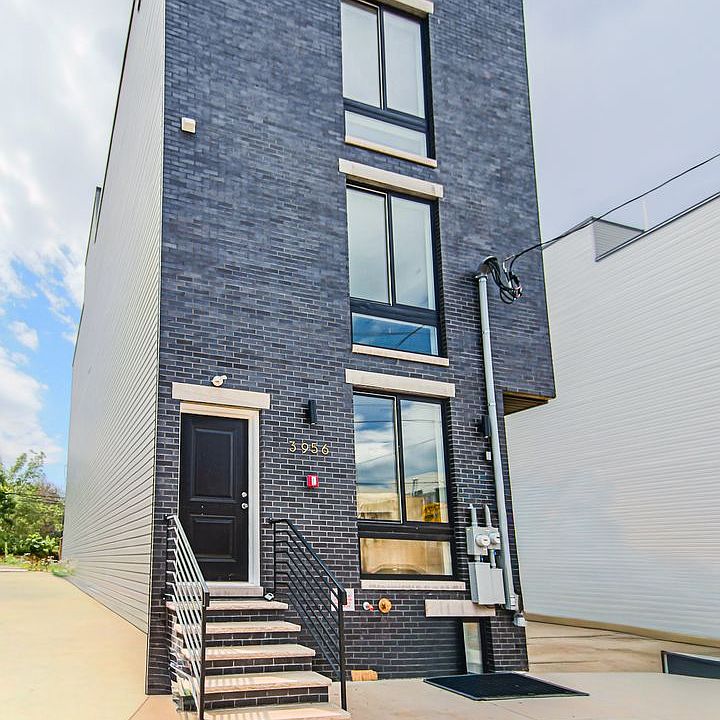 1st image of 3956 Parrish St #C
