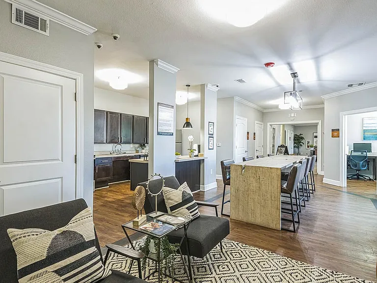 Villas at Colt Run Apartments — Photo 10
