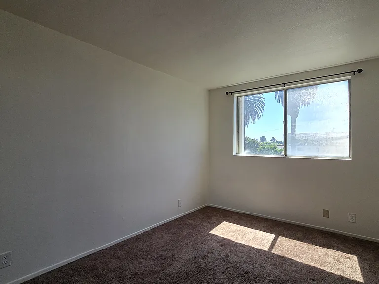 11837 Courtleigh Dr #10 — Photo 11