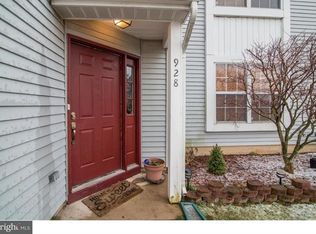 928 Thoreau Ln, Williamstown, NJ 08094
