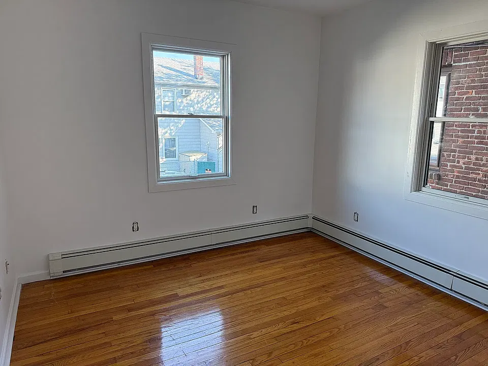 133 Fayette Ave #133