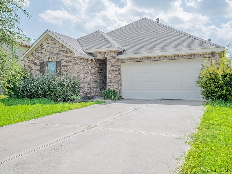 1st image of 2524 Bryan Park Ln