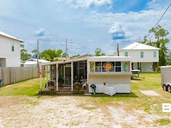 5575 Bear Point Ave, Orange Beach, AL 36561