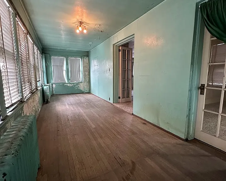 56 S Morgan St — Photo 10