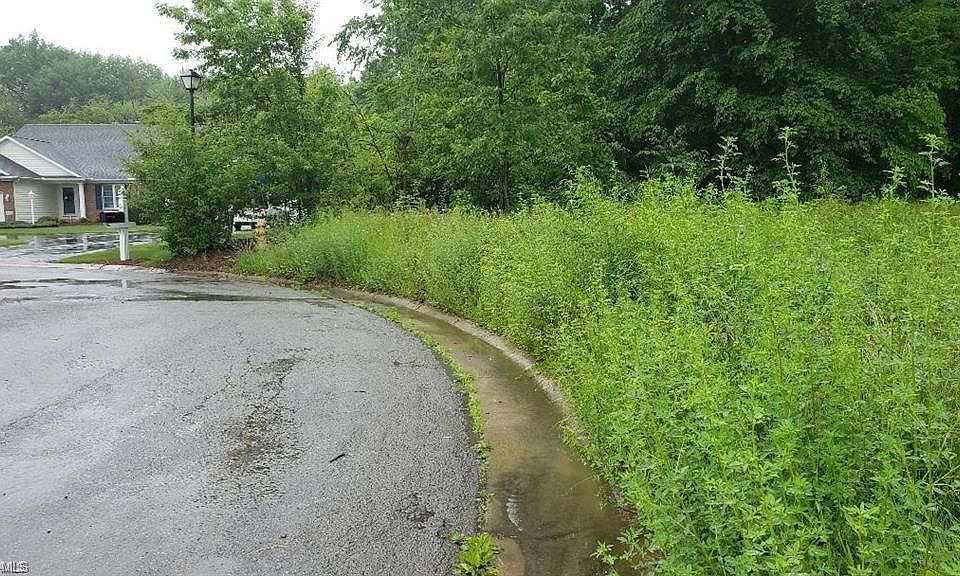 1st image of Sabrina Ln