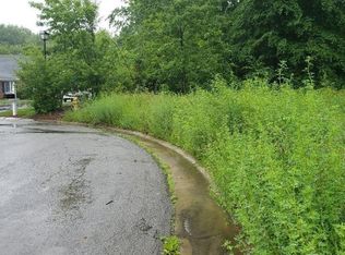 Sabrina Ln, Warren, OH 44483