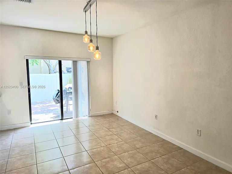 9261 W 33rd Way — Photo 7