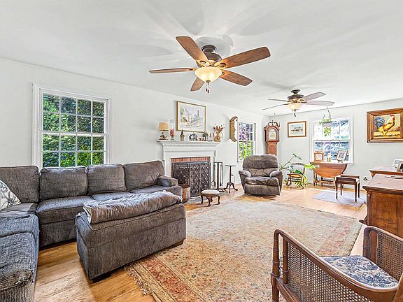 4th image of 113 Cheltenham Ave