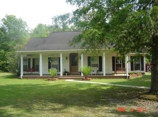 26660 James King Rd, Hammond, LA 70403
