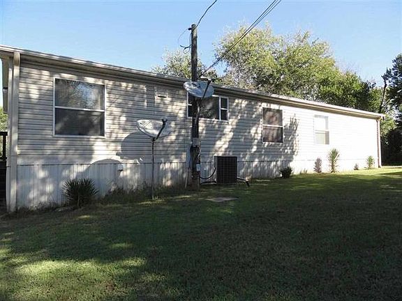 4th image of 24527 Pecan Dr