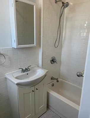 Rented by Think Properties | media 6
