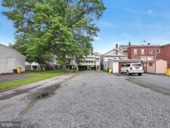 2nd image of 138 W Main St