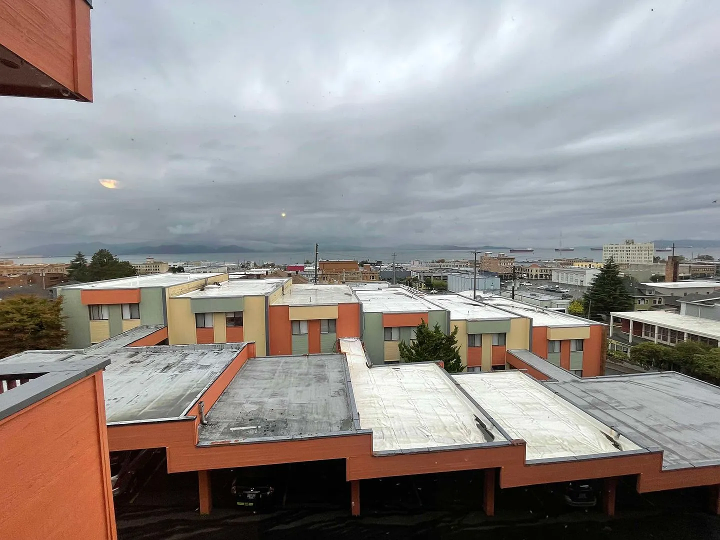 Illahee South Apartments — Photo 4