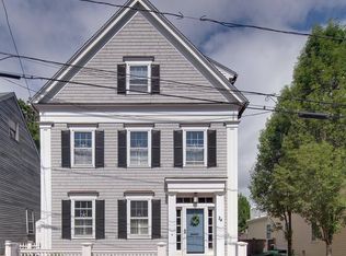 24 Lime St, Newburyport, MA 01950