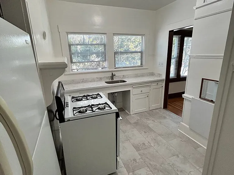1400 Central Avenue — Photo 17