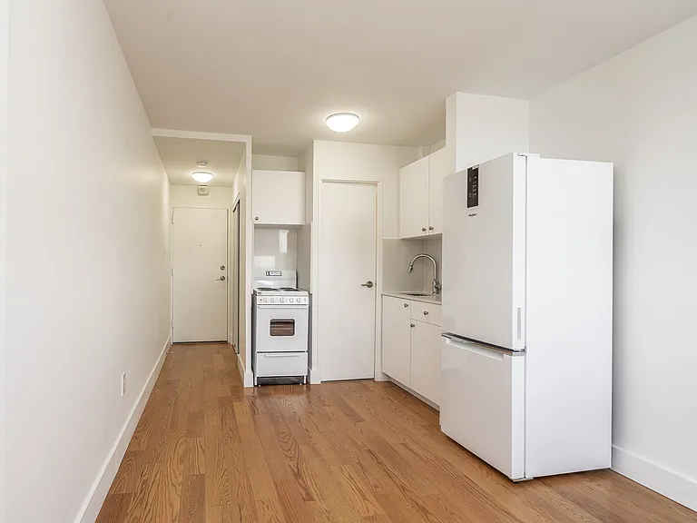 730 Saint Clarens Ave — Photo 3