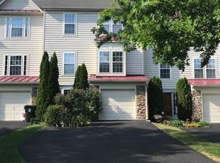 402 Devon Ct, North Wales, PA 19454