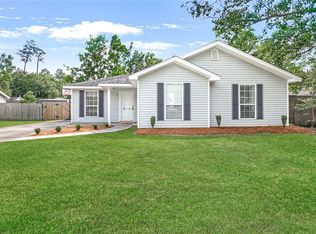 568 Montmartre St, Mandeville, LA 70448