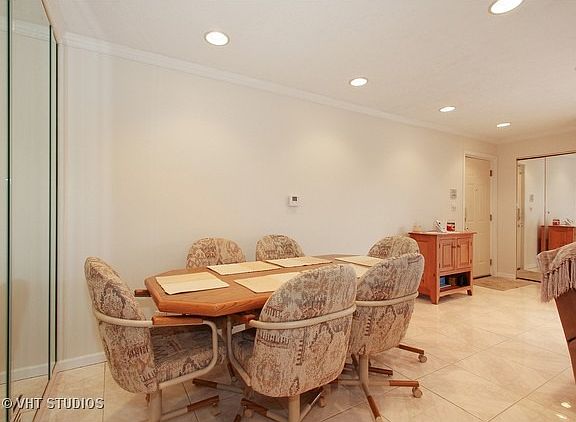 5th image of 8351 W 87th St APT 3B