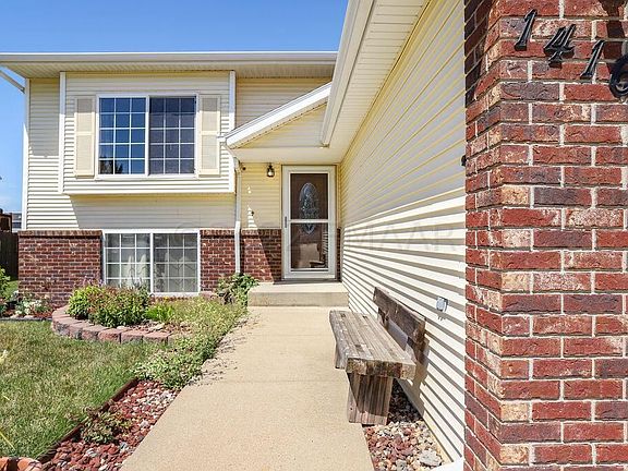 2nd image of 1416 Sheyenne Park Ct