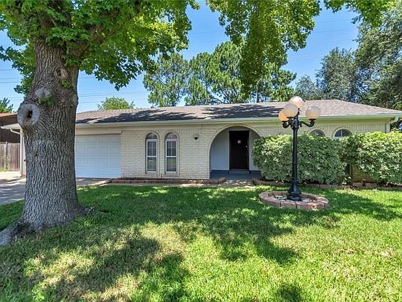 2nd image of 5537 Scott Dr
